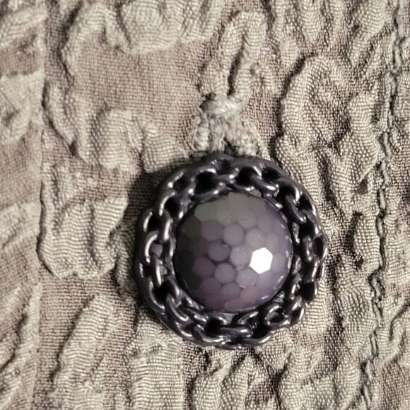 URU 100% Silk Gray Button Down Blouse - Picture 6 of 11